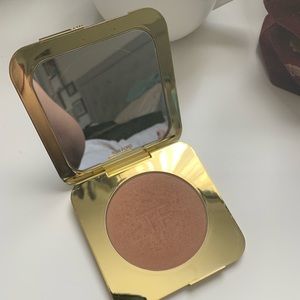 Tom Ford Makeup - SOLD SOLD SOLD!! Tom Ford Bronzing Powder Tom Ford Makeup - SOLD SOLD SOLD!! Tom Ford Bronzing Powder